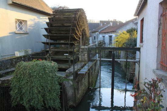 Charmant Village Proche Disneyland & Paris Crecy-la-Chapelle Exterior photo